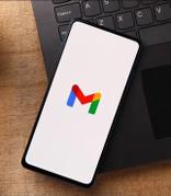 如何在 Gmail 中发送自动回复电子邮件