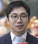 “85 后”泡泡玛特创始人王宁成河南新首富， 身家1467亿元