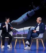 机器人自由出招对打，宇树王兴兴预计未来六个月左右落地